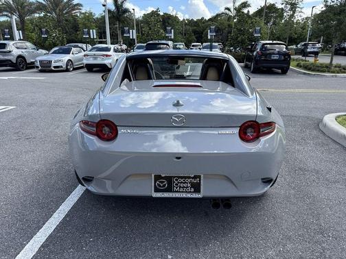 Aero Gray Metallic 2026 Mazda MX-5 Miata Grand Touring