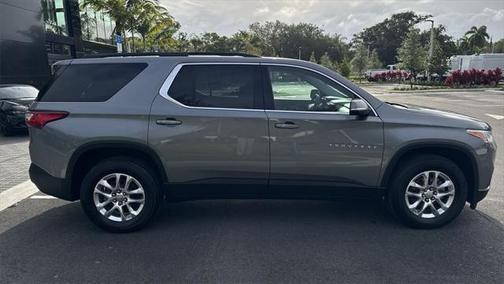 2020 Chevrolet Traverse LT Cloth