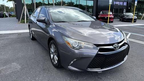 2016 Toyota Camry SE