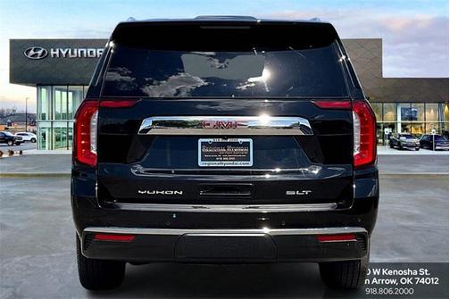 2021 GMC Yukon SLT