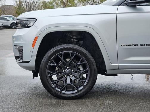 2023 Jeep Grand Cherokee L Summit