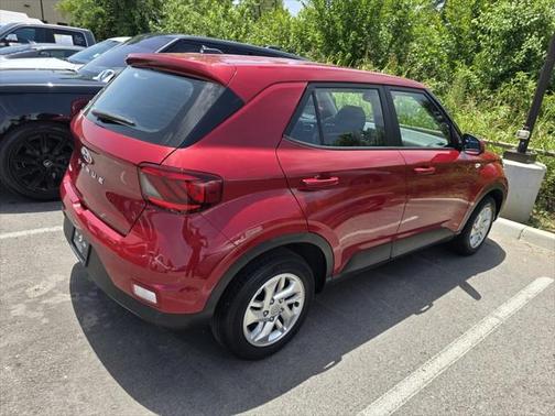 2023 Hyundai VENUE SE