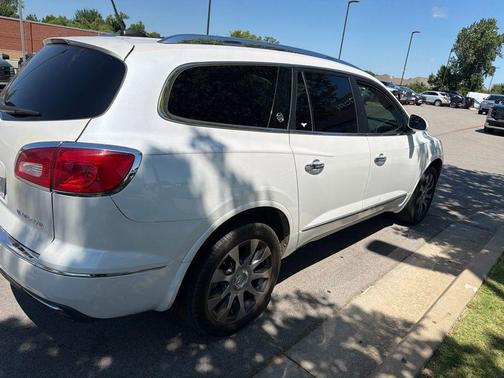 White Frost Tricoat 2017 Buick Enclave Leather