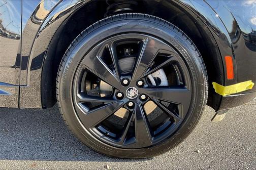 2022 Buick Envision FWD Preferred