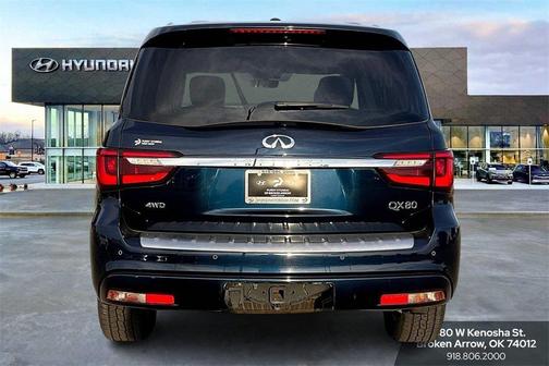 2024 INFINITI QX80 Luxe