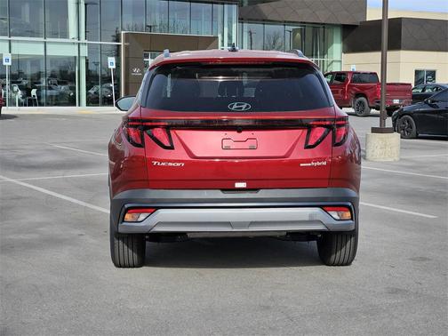 2026 Hyundai TUCSON Hybrid SEL