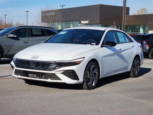 2025 Hyundai ELANTRA HEV SEL Sport