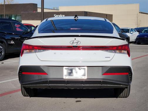 2025 Hyundai ELANTRA HEV SEL Sport