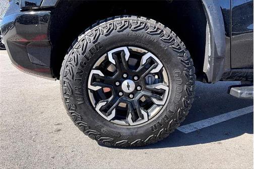2023 Chevrolet Silverado 1500 ZR2