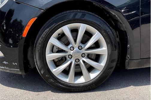 2015 Chrysler 200 C