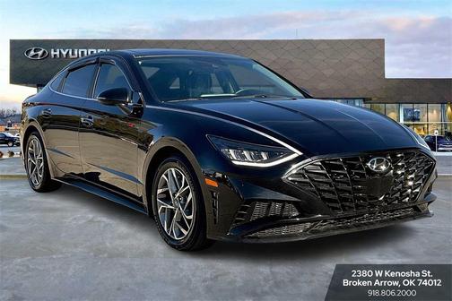 2023 Hyundai SONATA SEL