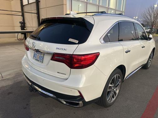 White Diamond Pearl 2017 Acura MDX 3.5L w/Advance Package