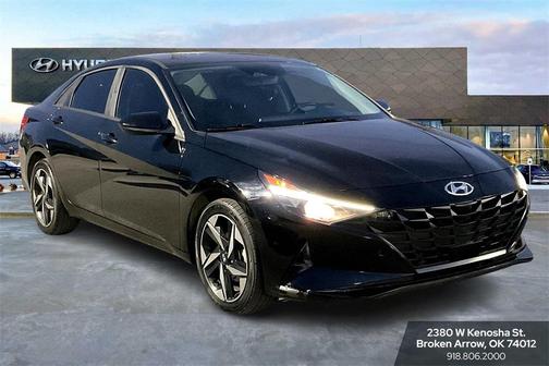2023 Hyundai ELANTRA SEL