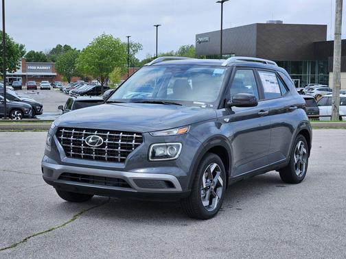 Ecotronic Gray w/Black Roof 2026 Hyundai VENUE SEL w/Two-Tone Roof