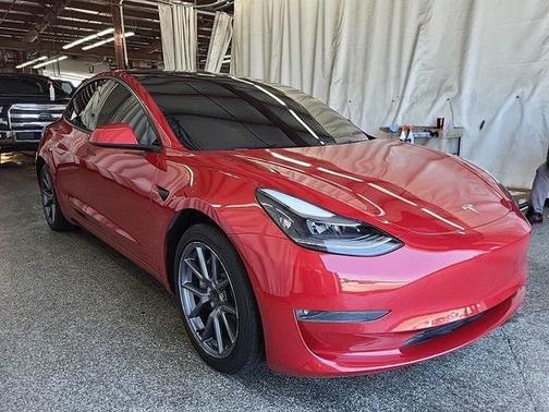 2022 Tesla Model 3 Standard Range