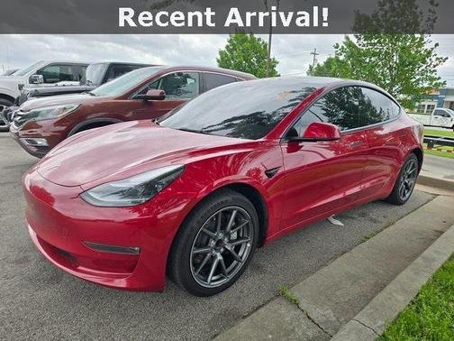 2022 Tesla Model 3 Standard Range