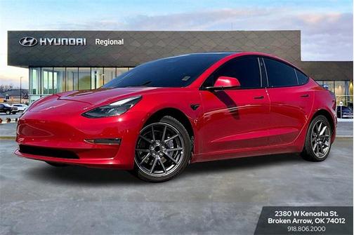 2022 Tesla Model 3 Standard Range