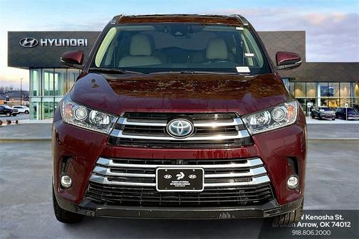 2019 Toyota Highlander Hybrid Platinum