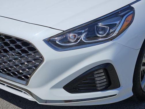 Quartz White Pearl 2019 Hyundai SONATA Limited
