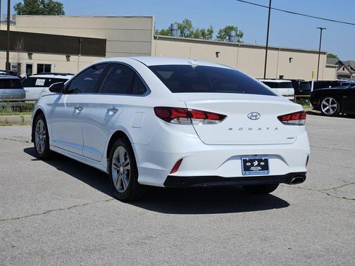 Quartz White Pearl 2019 Hyundai SONATA Limited