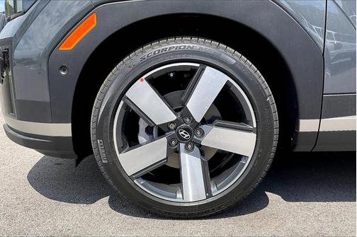 2025 Hyundai SANTA FE Limited