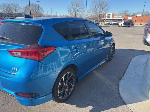 2017 Toyota Corolla iM Base