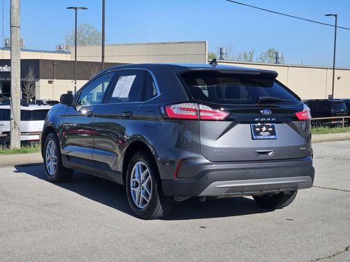 Gray Metallic 2024 Ford Edge SEL