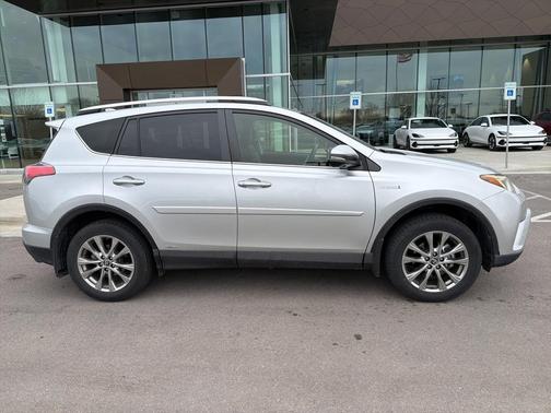 2016 Toyota RAV4 Hybrid Limited