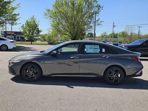 2026 Hyundai ELANTRA Sport