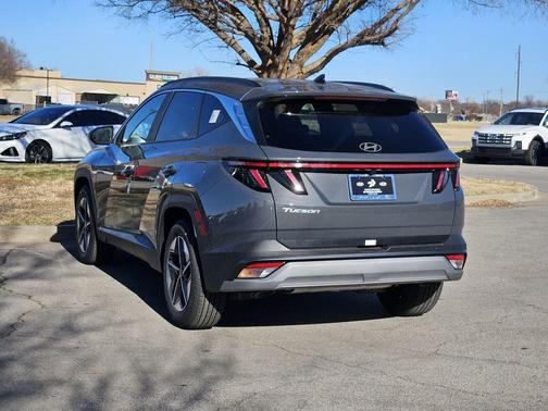 2026 Hyundai TUCSON SEL Premium