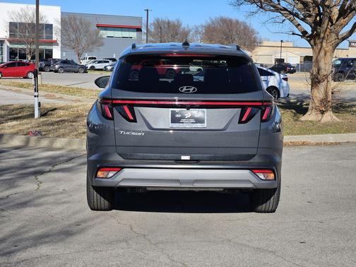 2026 Hyundai TUCSON SEL Premium