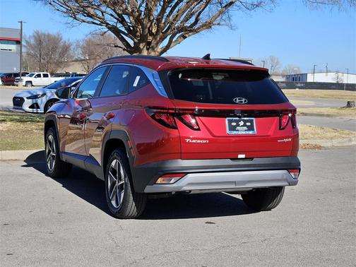 2026 Hyundai TUCSON Hybrid SEL