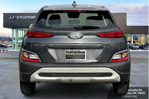 2022 Hyundai KONA SE