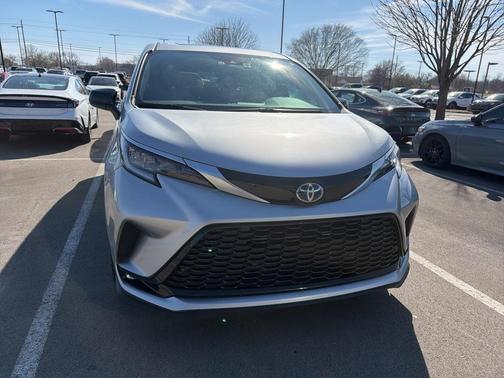 2024 Toyota Sienna XSE 7 Passenger