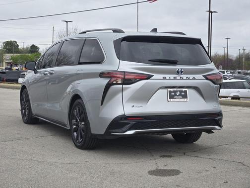 2024 Toyota Sienna XSE 7 Passenger
