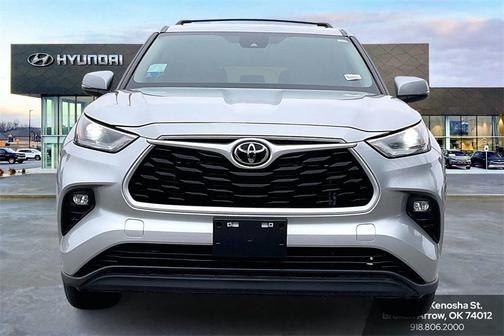 2023 Toyota Highlander LE I4