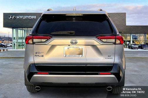 2024 Toyota RAV4 Hybrid SE