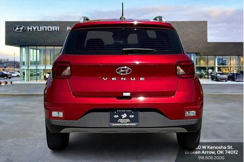 2024 Hyundai VENUE Limited