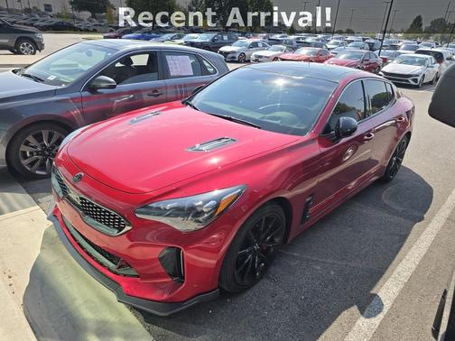2023 Kia Stinger GT2