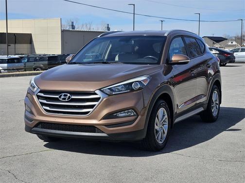 2017 Hyundai TUCSON SE Plus