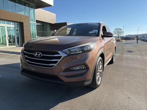 2017 Hyundai TUCSON SE Plus