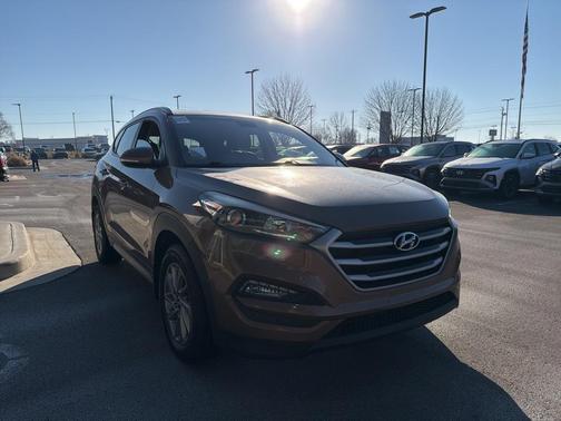 2017 Hyundai TUCSON SE Plus
