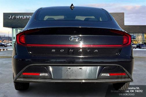 2023 Hyundai SONATA SE