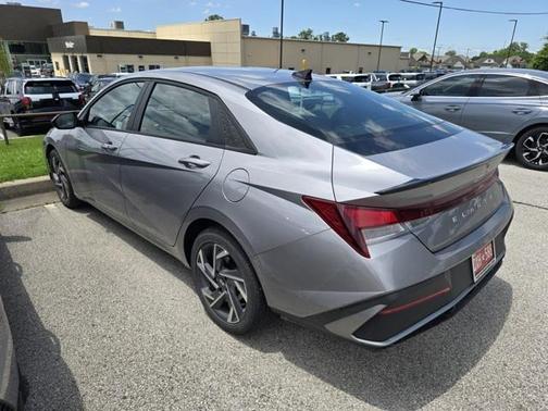 2025 Hyundai ELANTRA Sport