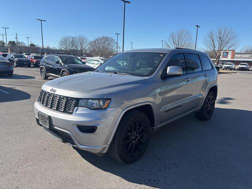 2019 Jeep Grand Cherokee Altitude