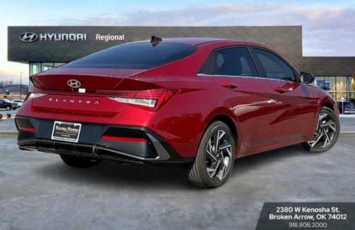 2024 Hyundai ELANTRA SEL
