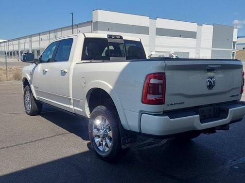 2022 RAM 2500 Limited Crew Cab 4x4 6'4' Box