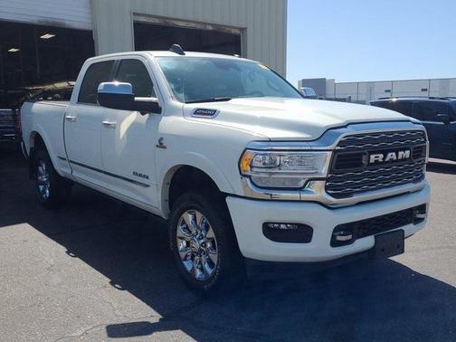 2022 RAM 2500 Limited Crew Cab 4x4 6'4' Box