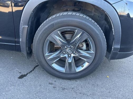 2018 Toyota Highlander Limited Platinum