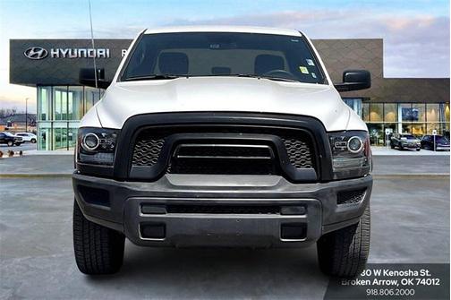 2024 RAM 1500 Classic Warlock Crew Cab 4x4 5'7' Box